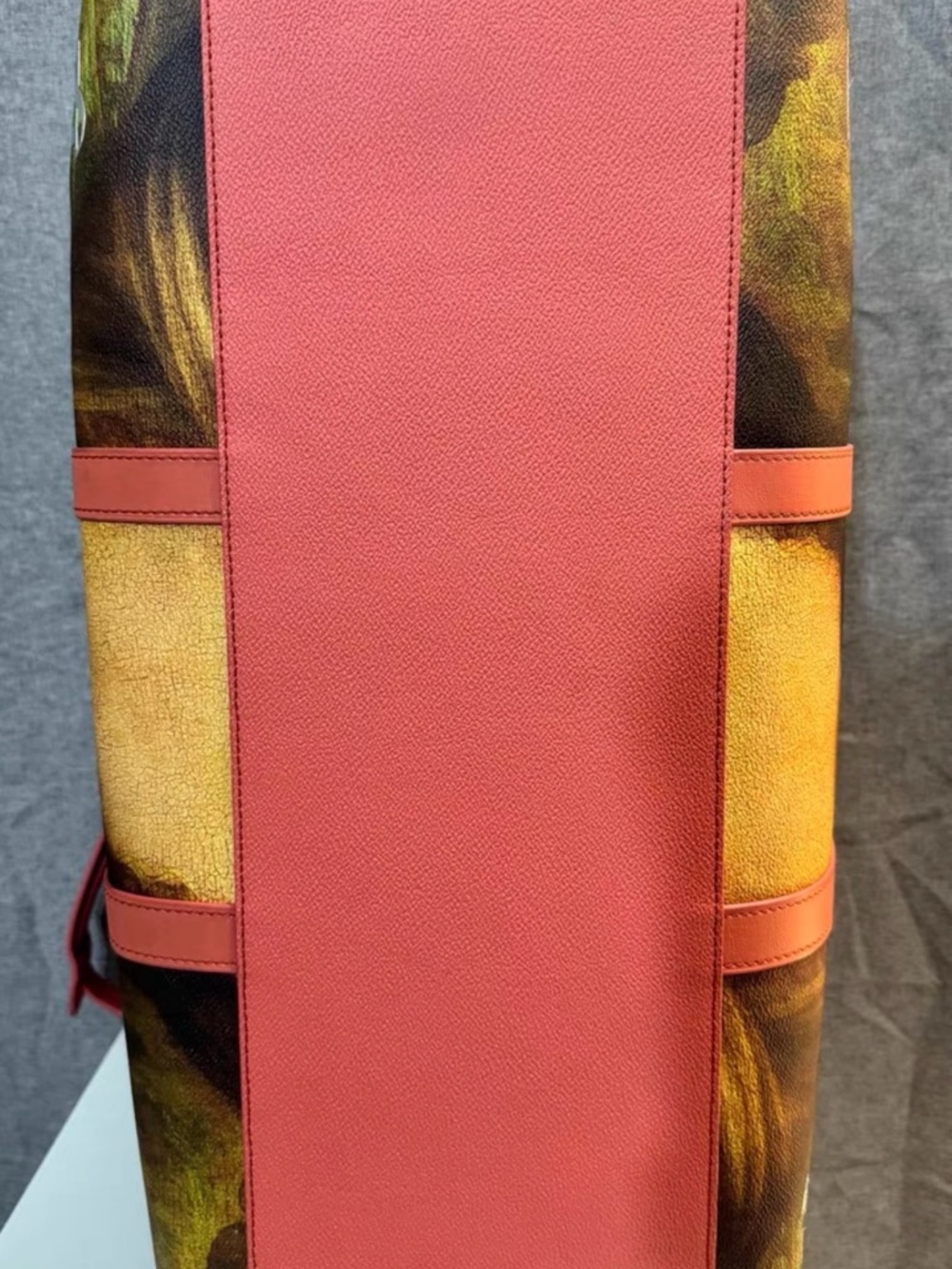 Louis Vuitton 50cm Mona Lisa Canvas Duffle in Brown and Coral - Picture 4 of 5